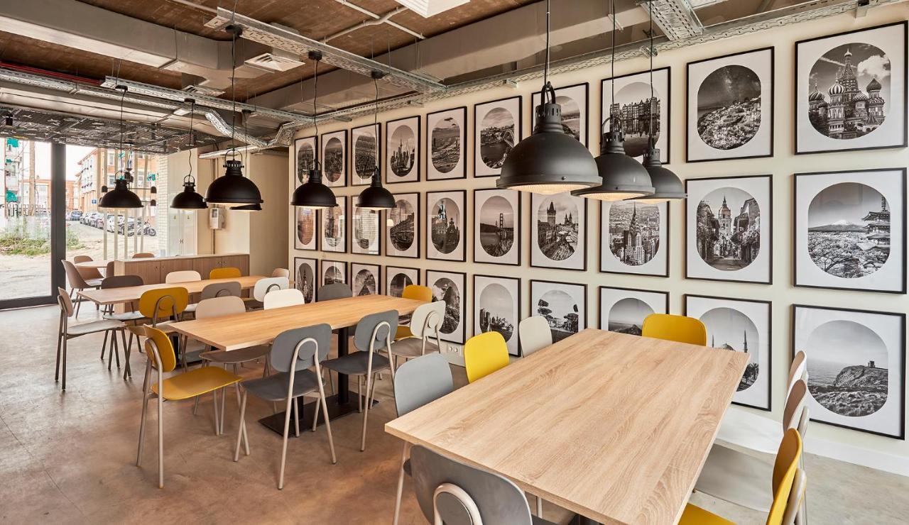 Hostelfly Madrid Luaran gambar